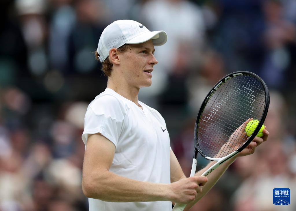 英超-麦迪逊破门加纳乔失良机 曼联0-1不敌热刺.